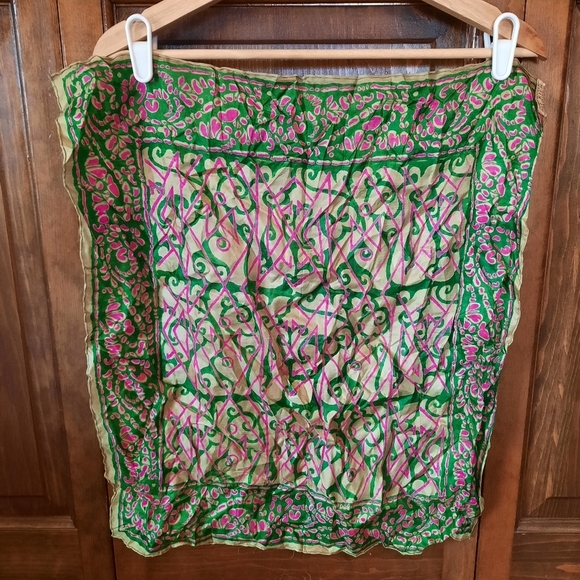 Vintage Hand Woven 100% Silk Made In India Green Pink Square Scarf Handkerchief - Picture 7 of 7